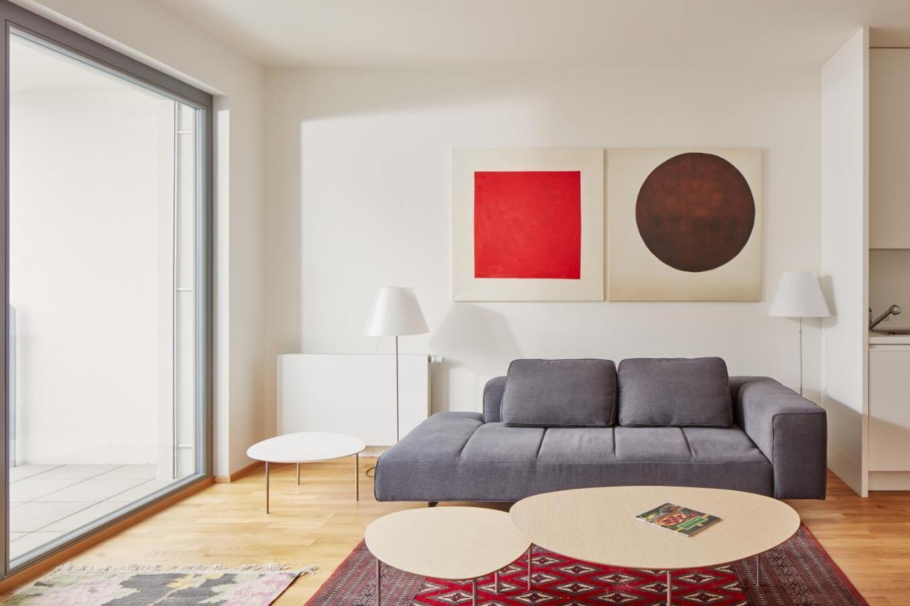 Prague Days - Designer Condo - Trendy Neighborhood エクステリア 写真
